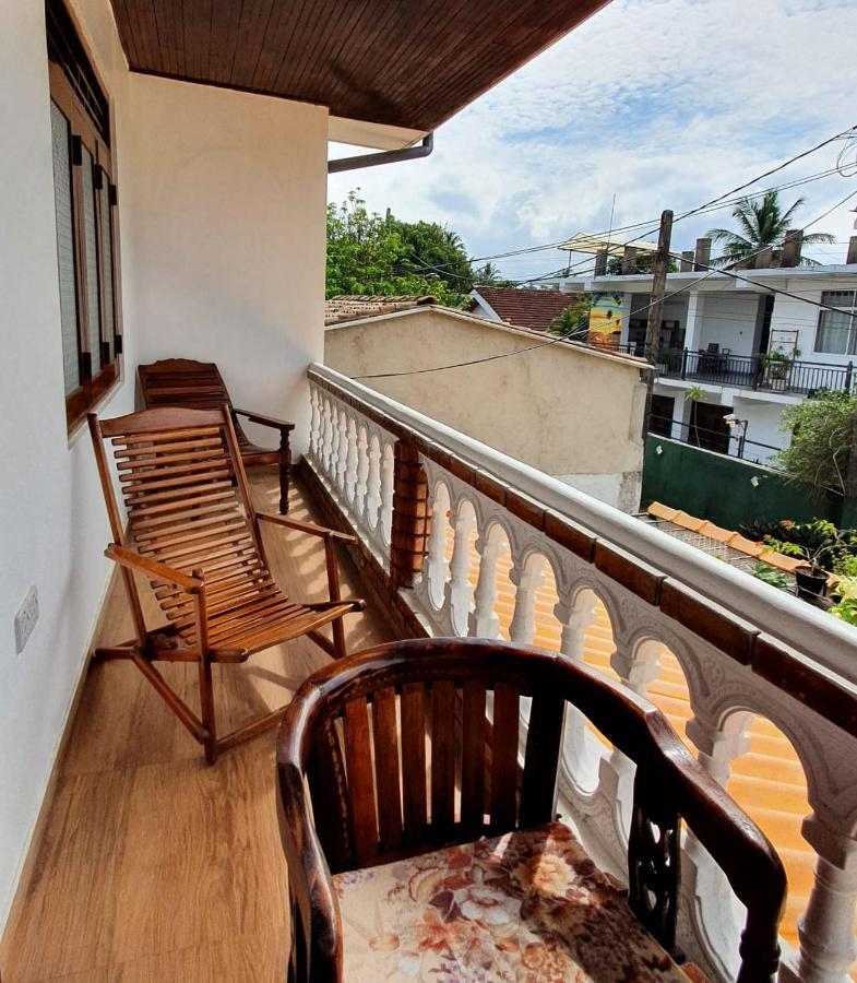 Guesthouse Kind And Love Hikkaduwa Exterior photo
