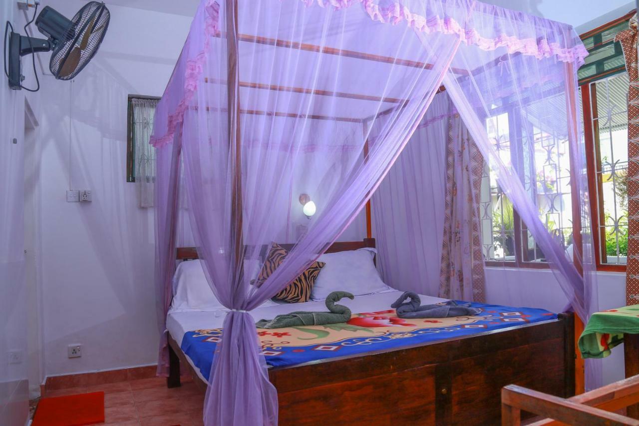 Guesthouse Kind And Love Hikkaduwa Exterior photo